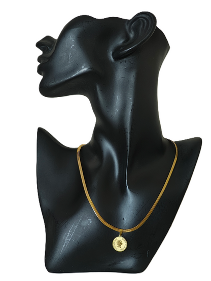 Anti tarnish golden coloured chain with Elizabeth coin pendant