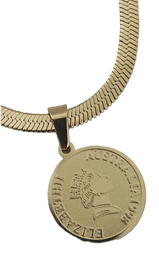 Anti tarnish golden coloured chain with Elizabeth coin pendant
