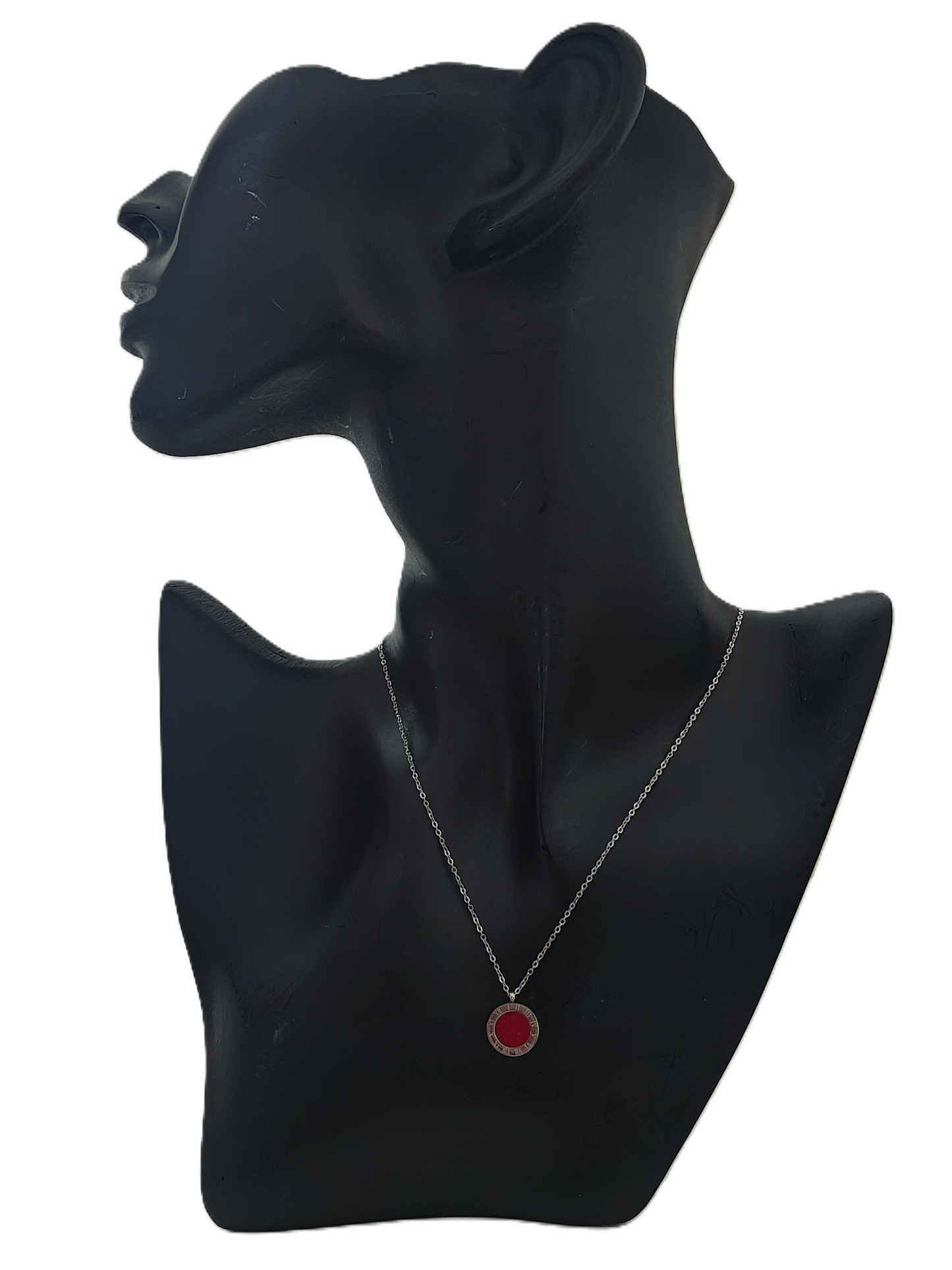 Anti tarnish silver coloured chain with circular red pendant