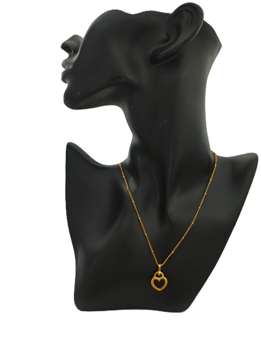 Anti tarnish golden coloured matar chain with black and white sided Heart pendant